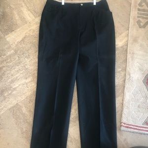 Dana Buchman Woman. Black jeans style pants.